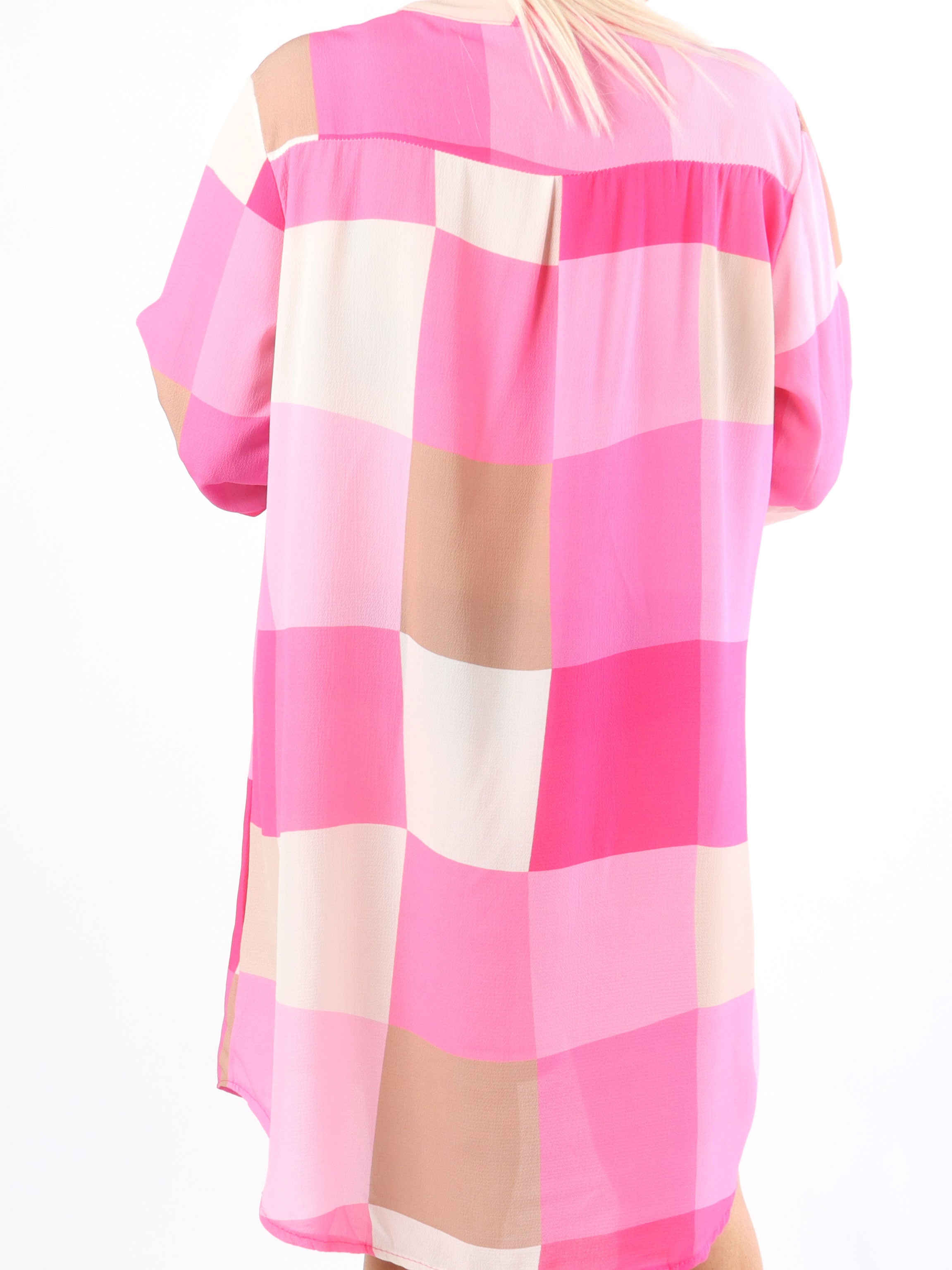 Vanesa Dress Check - Lätt och luftig plus size klänning